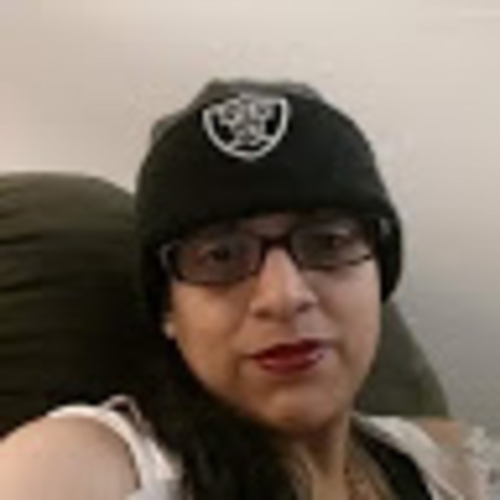 Meet your Posher, Liz